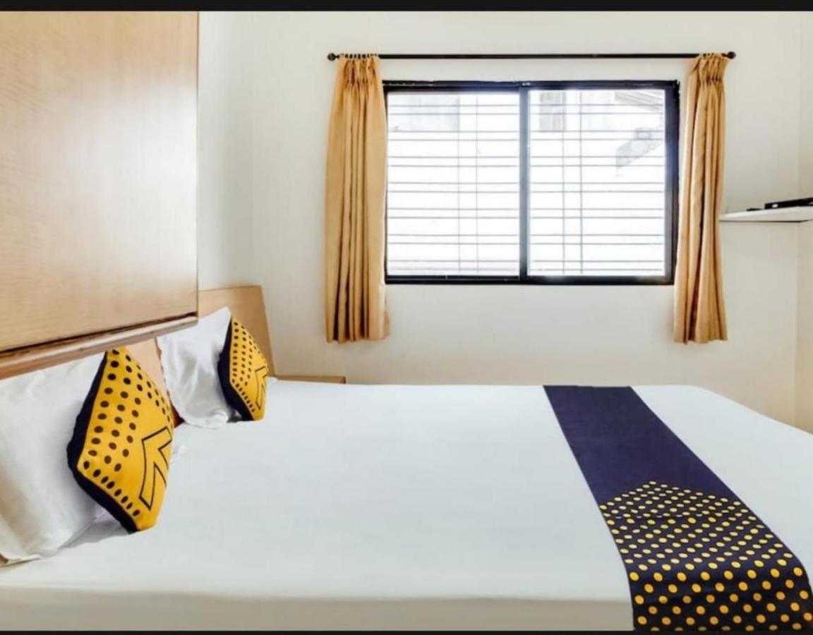 Hotel Rahi Nashik Exterior photo