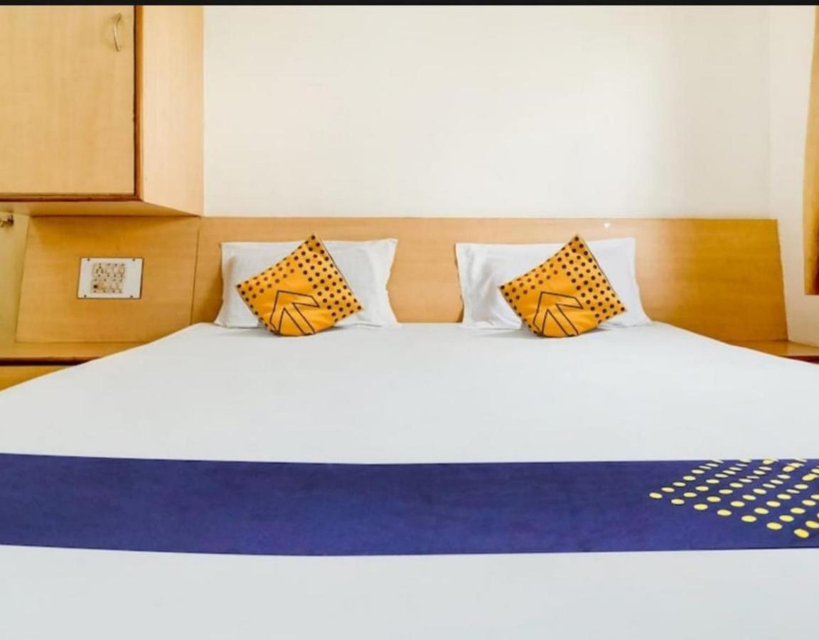 Hotel Rahi Nashik Exterior photo