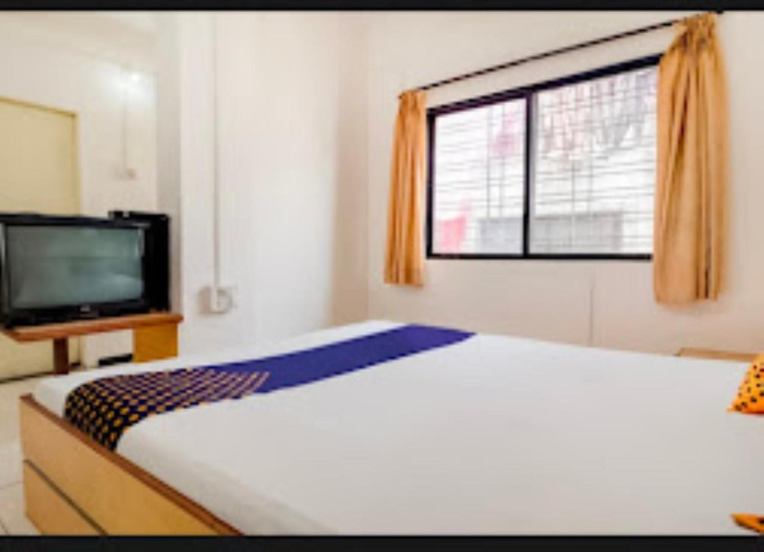 Hotel Rahi Nashik Exterior photo